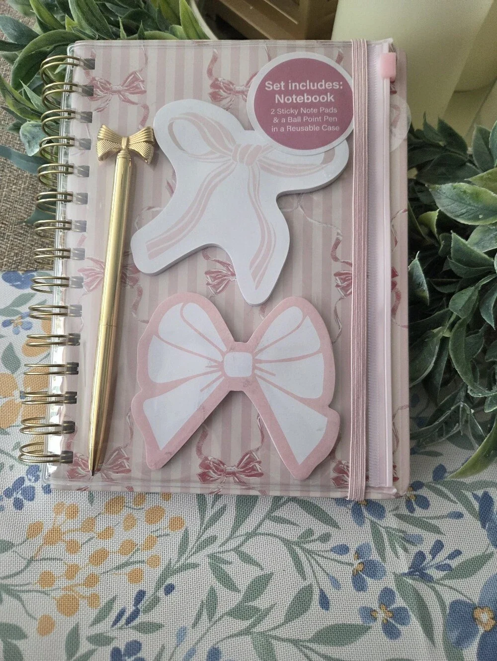 Pink Bow Spiral Notebook Set with Gold Bow Pen